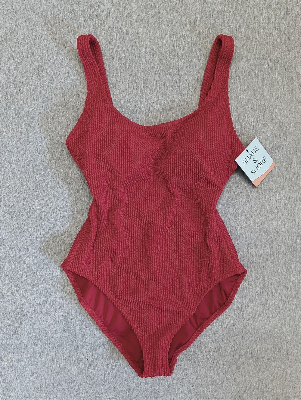 Shade & Shore Pucker Scoop‑Neck Medium‑Coverage One‑Piece – Red M NWT